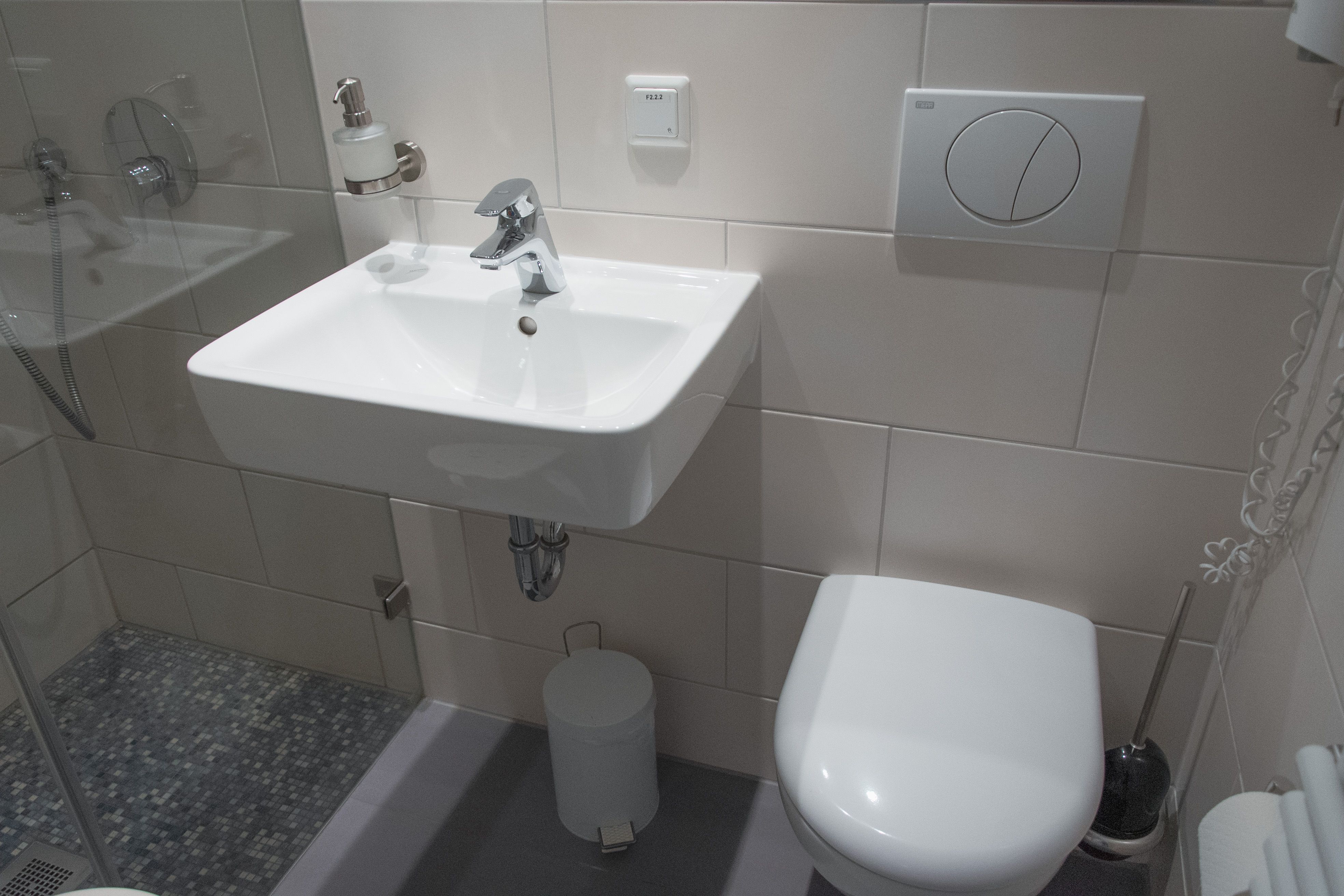 Badezimmer 1