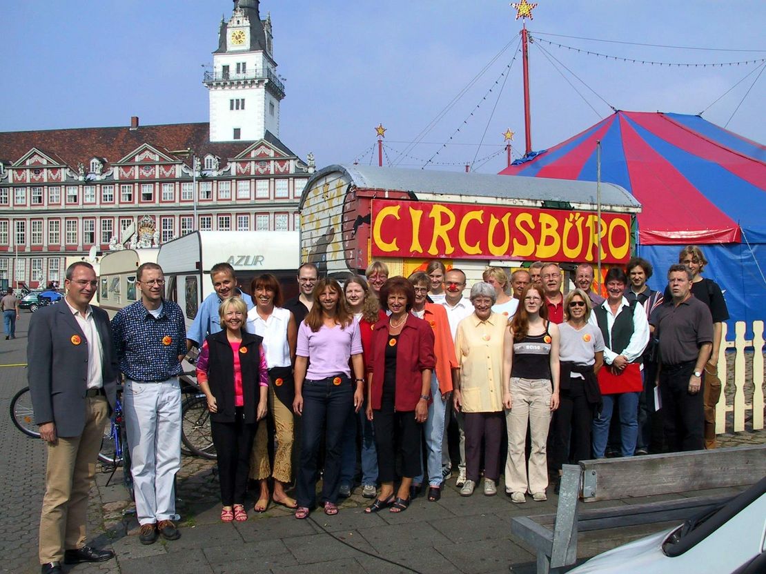 BA-Team vor Circusbuero